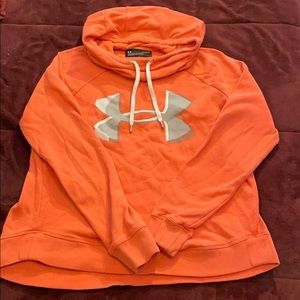 Under Armor Sweat Shirt